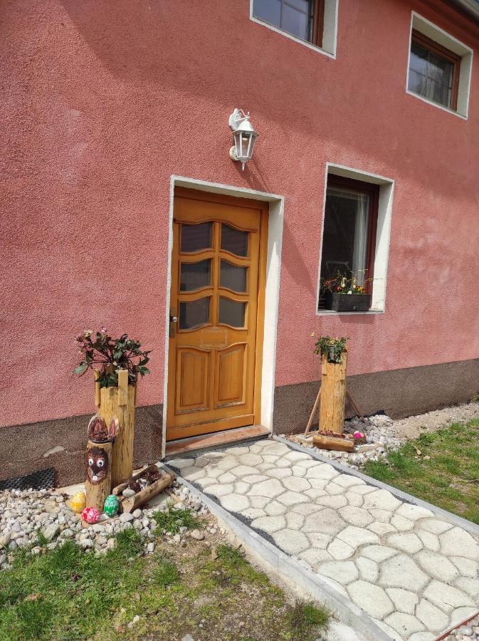 Ranc Cerveny Mlyn Villa Lisov  Buitenkant foto